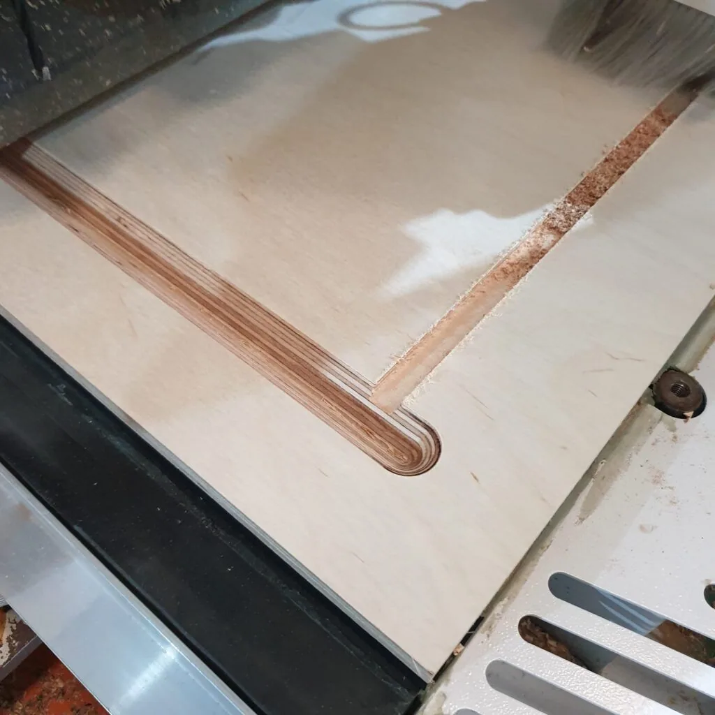 ตัด เจาะ เซาะร่อง เครื่อง CNC nesting ทำให้หมดเลย